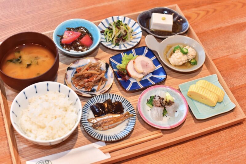 三ツ星仕込み
日常に寄り添う
おばんざい