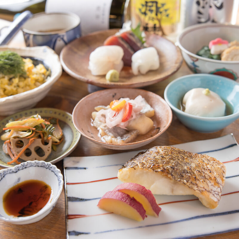 祇園仕込みの和の味を
　肩肘張らずに ———